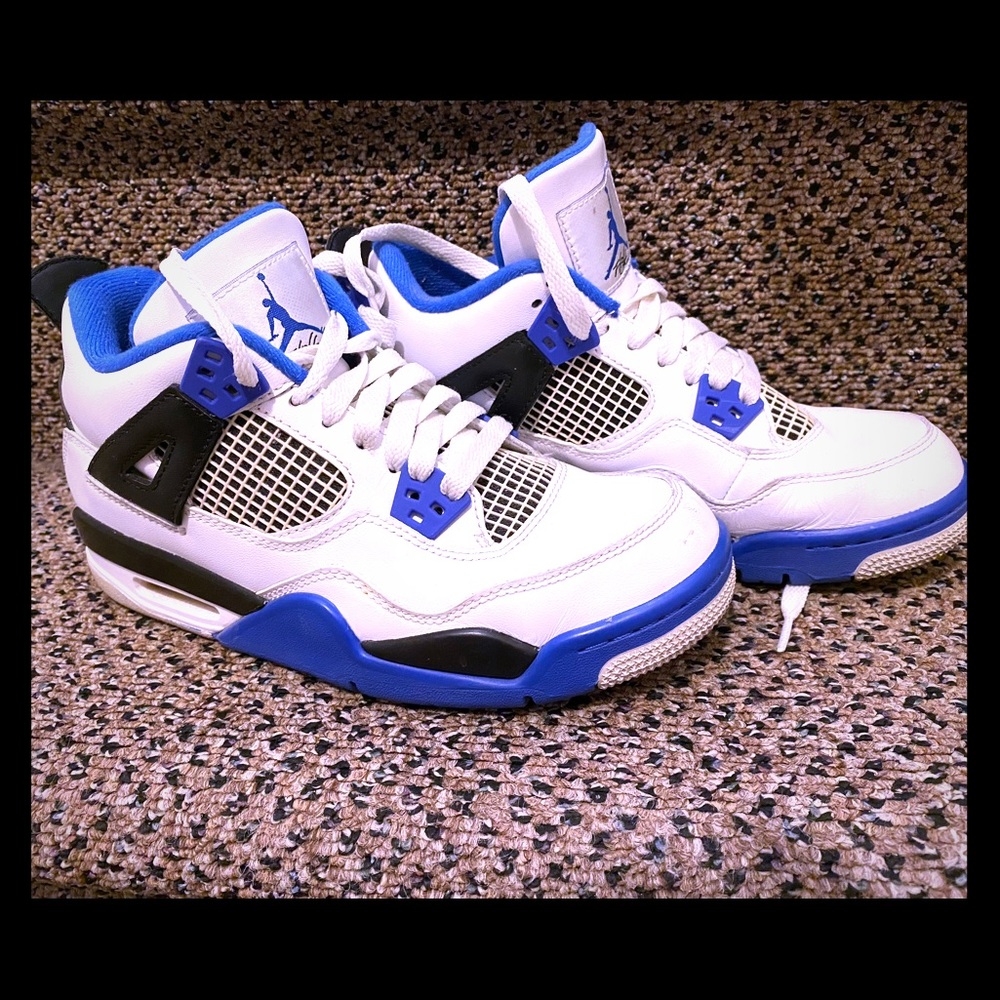 Jordan 4 Retro Motorsports